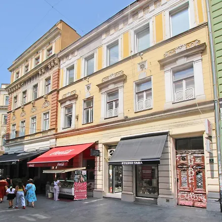 Apartment Amra